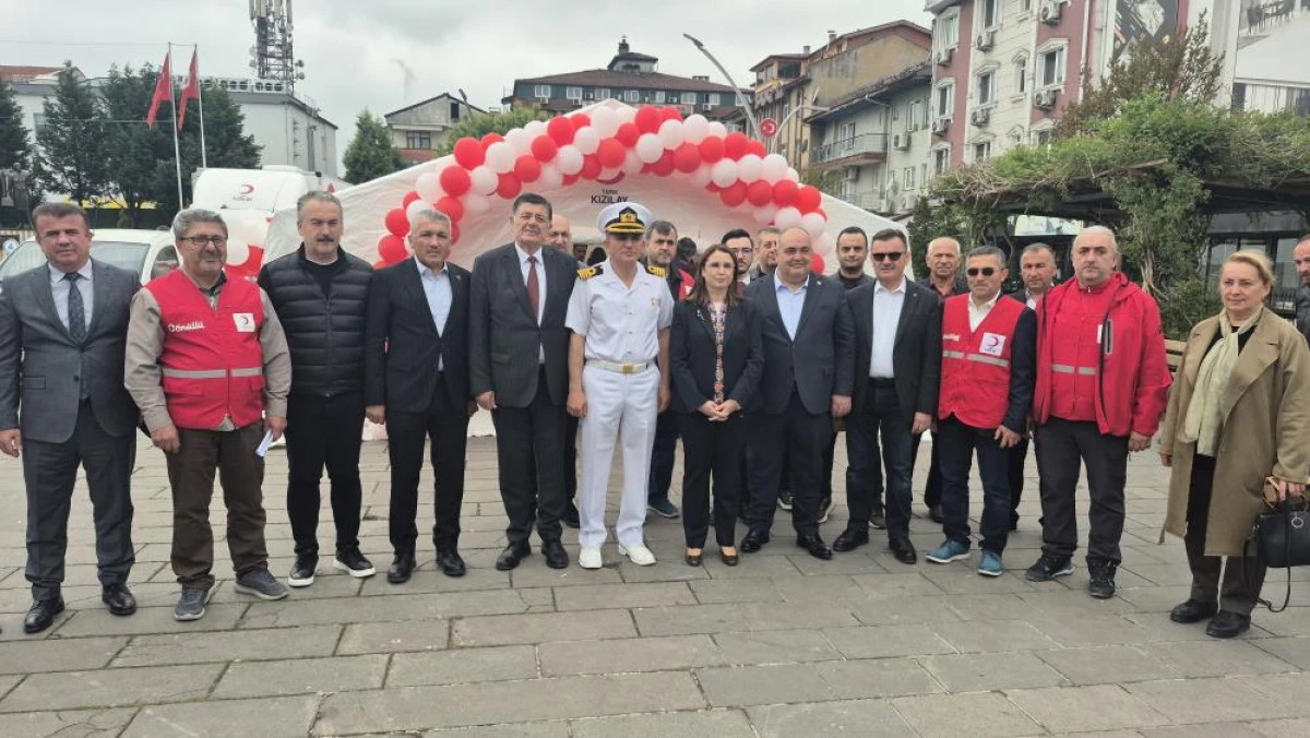 8 saatte 174 kişi kan bağışında bulundu