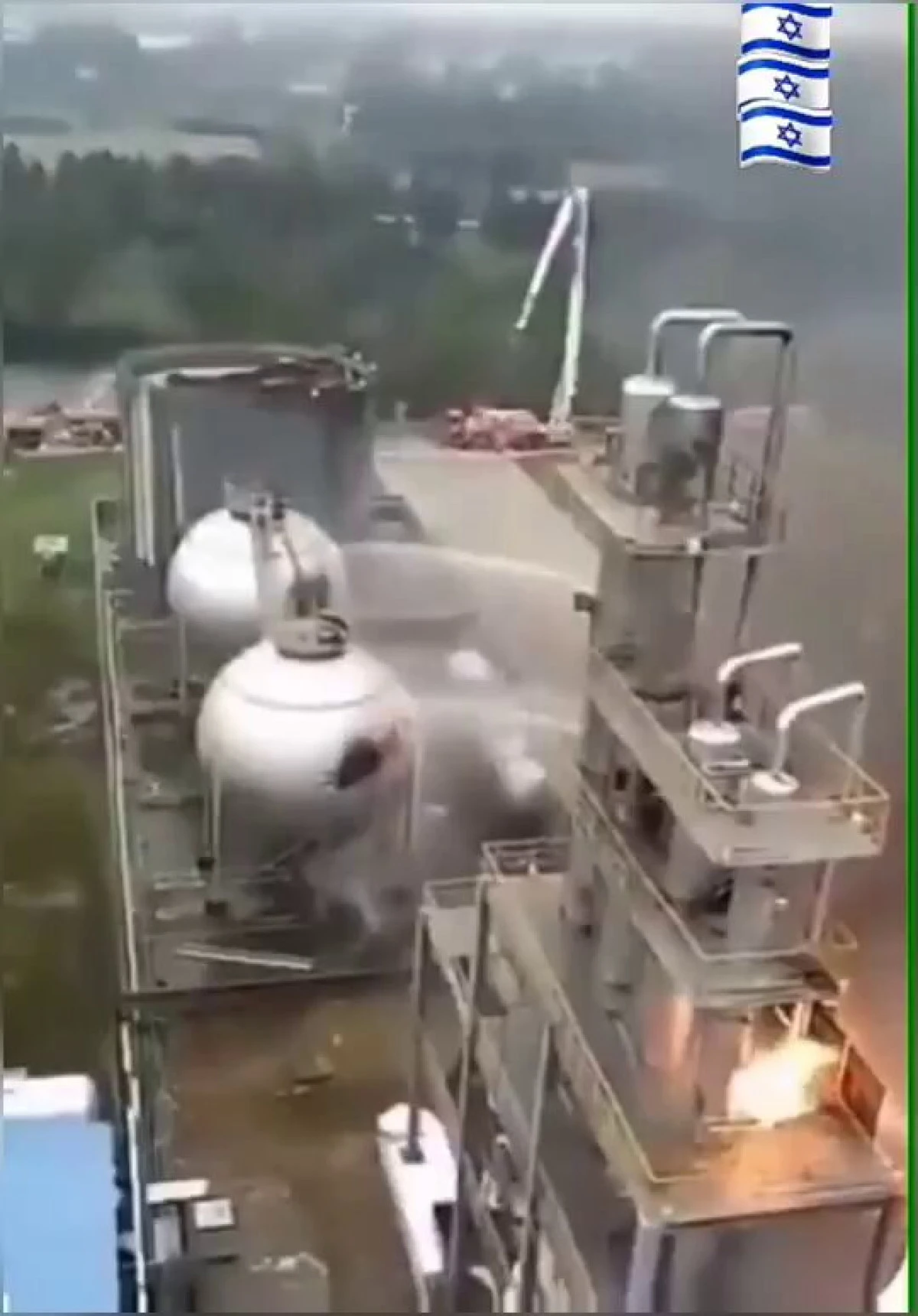 ABD İran Savaşı! İran&rsquo;dan İsrail&rsquo;e b&uuml;y&uuml;k saldırı