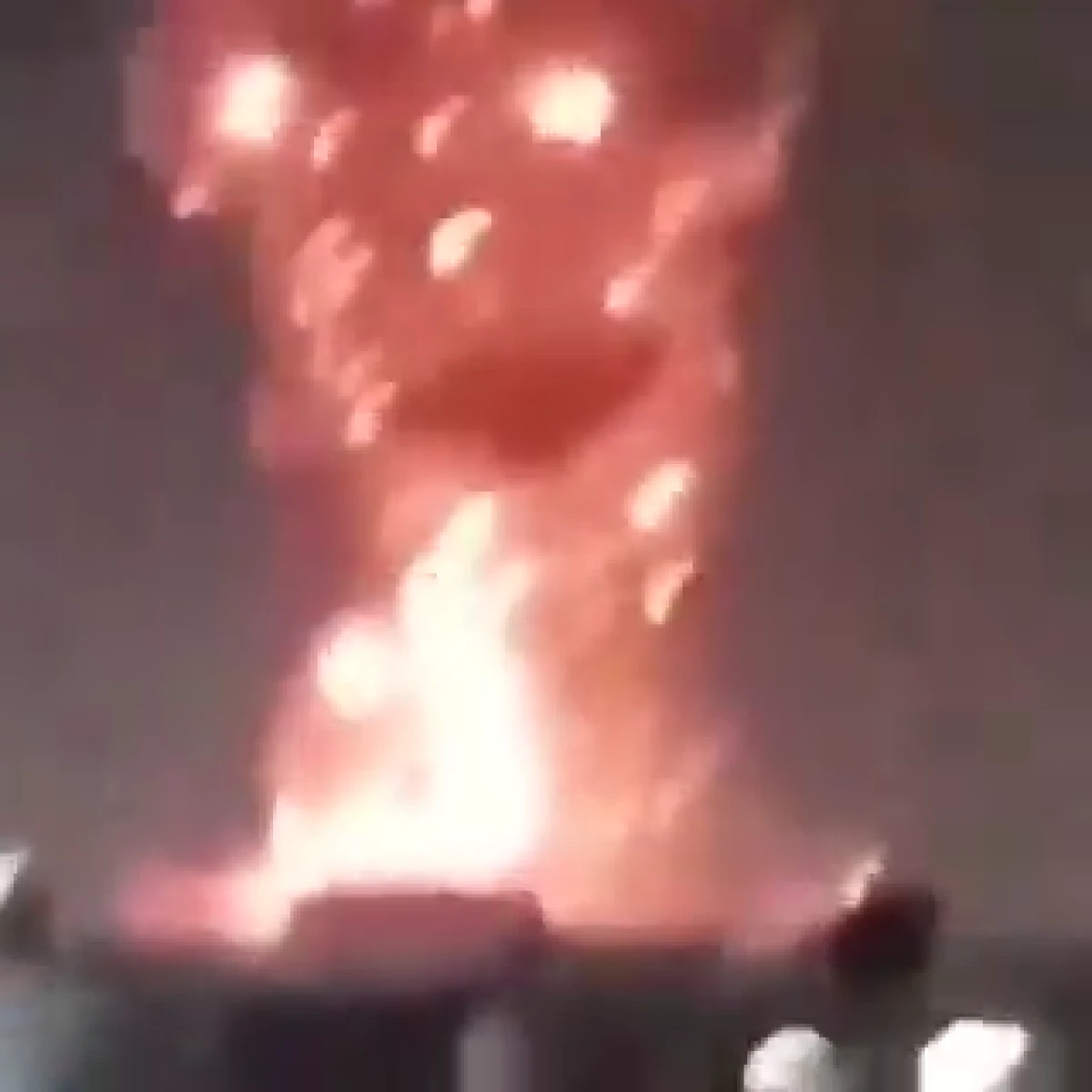 ABD İsrail-İran Savaşı&rsquo;nda 32. g&uuml;n! İsfahan&rsquo;a &lsquo;sığınak delici bombalarla&rsquo; saldırı d&uuml;zenledi