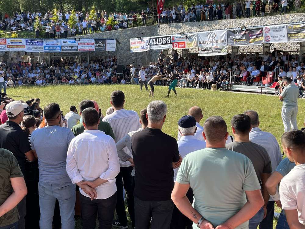 Adalet Bakanı Tunç, Bartın’da Yanaz Köyü Güreşleri'ne katıldı