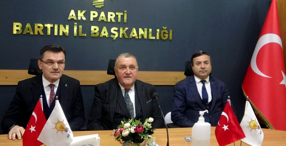 AK Parti'yi ziyaret eden Cumhur İttifakı adayı Fırıncıoğlu, duygusal anlar yaşadı