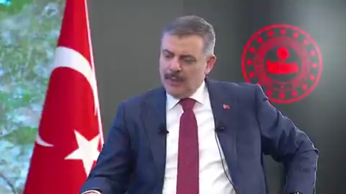 Ara&ccedil;larda multimedya ve ses sistemlerine d&uuml;zenleme geliyor: Cezalar yolda