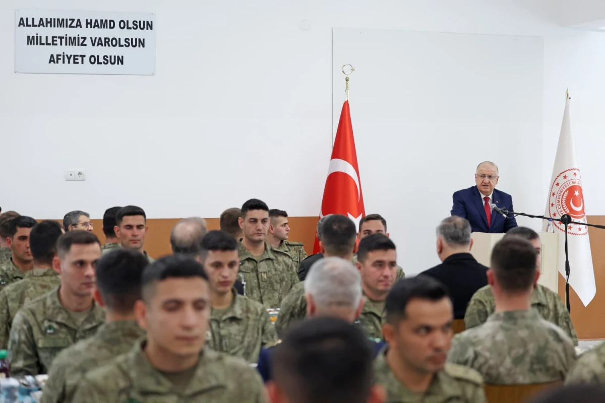 Bakan G&uuml;ler, inceleme ve denetlemelerde bulundu