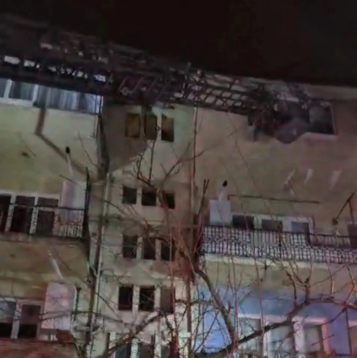 Bartın'da 4 katlı binada yangın paniği neden oldu