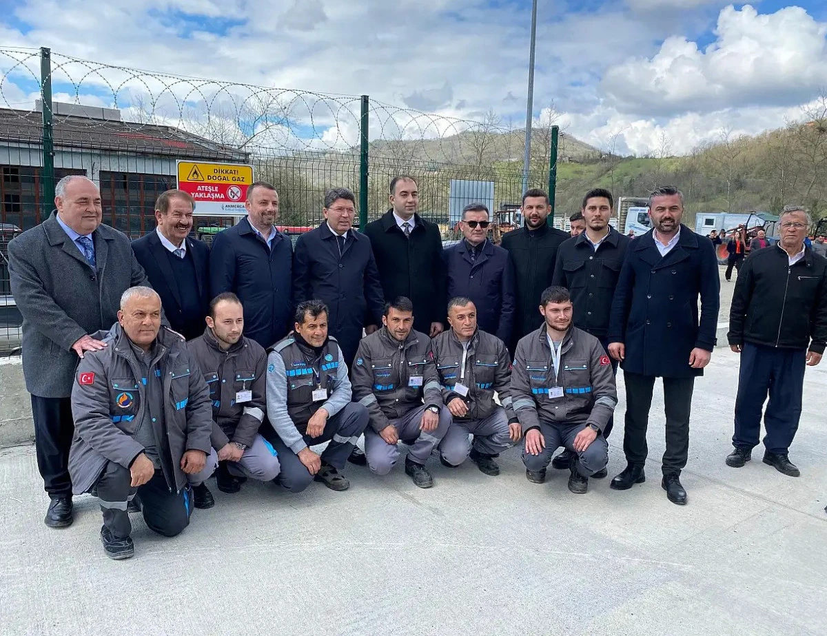 Başkan D&ouml;nmez  modern d&uuml;ğ&uuml;n salonu i&ccedil;in temel atıldı