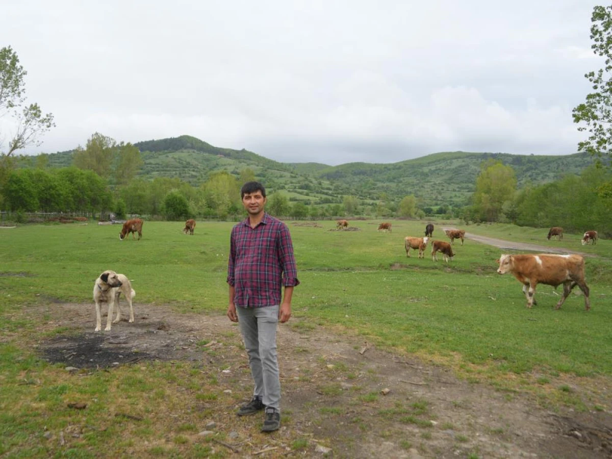 Döndüğü köyünde hayvancılığa başladı