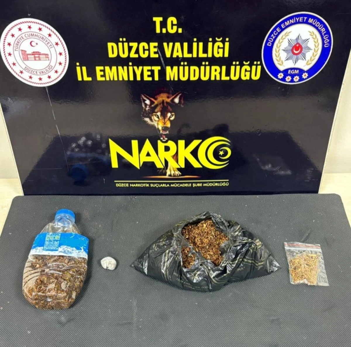 D&uuml;zce&rsquo;de uyuşturucu operasyonunda 2 kişi tutuklandı