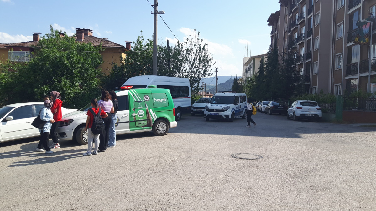 Karabük'te 10 metre yükseklikten düşen çocuk yaralandı