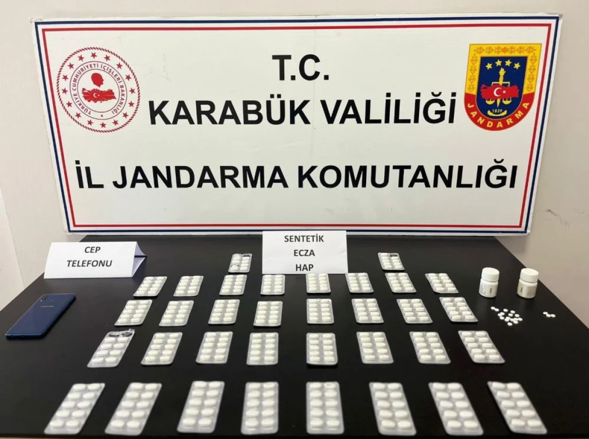 Karabük'te 353 sentetik ecza hap ele geçirildi