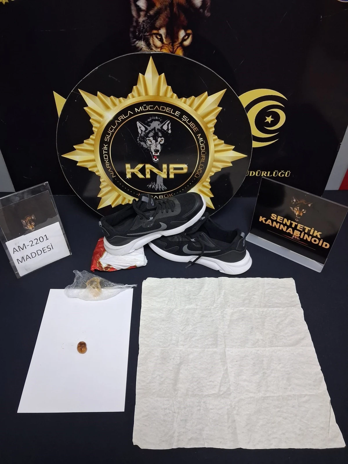 Karabük’te uyuşturucu satıcılarına darbe