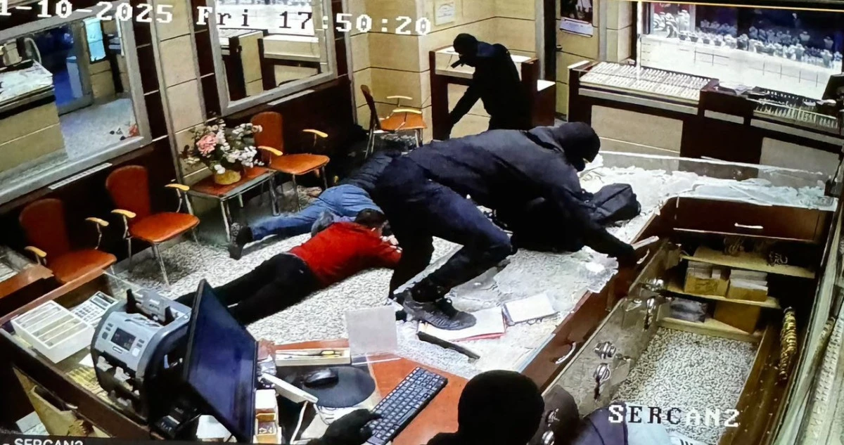 Kuyumcu soygununda m&uuml;talaa a&ccedil;ıklandı: Savcıdan sanıklara ağır ceza talebi