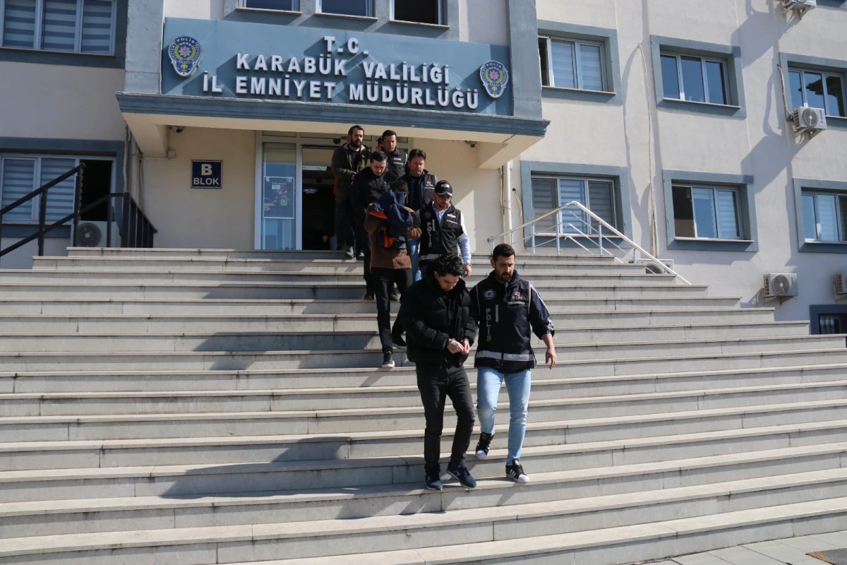 Merkezi Karab&uuml;k 14 ilde yapay zeka destekli dolandırıcılık &ccedil;etesi &ccedil;&ouml;kertildi