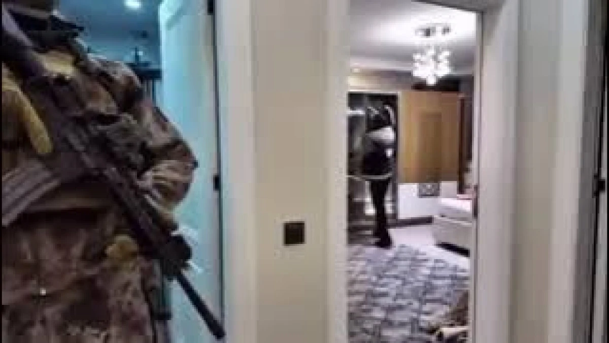 Mersinde Barış Turgut &ccedil;etesi &ccedil;&ouml;kertildi' 17 ş&uuml;pheli tutuklandı