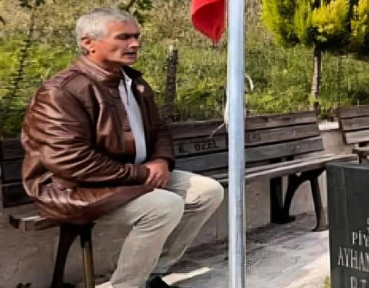 Şehit babasına yazdığı cezayı kendi ödedi