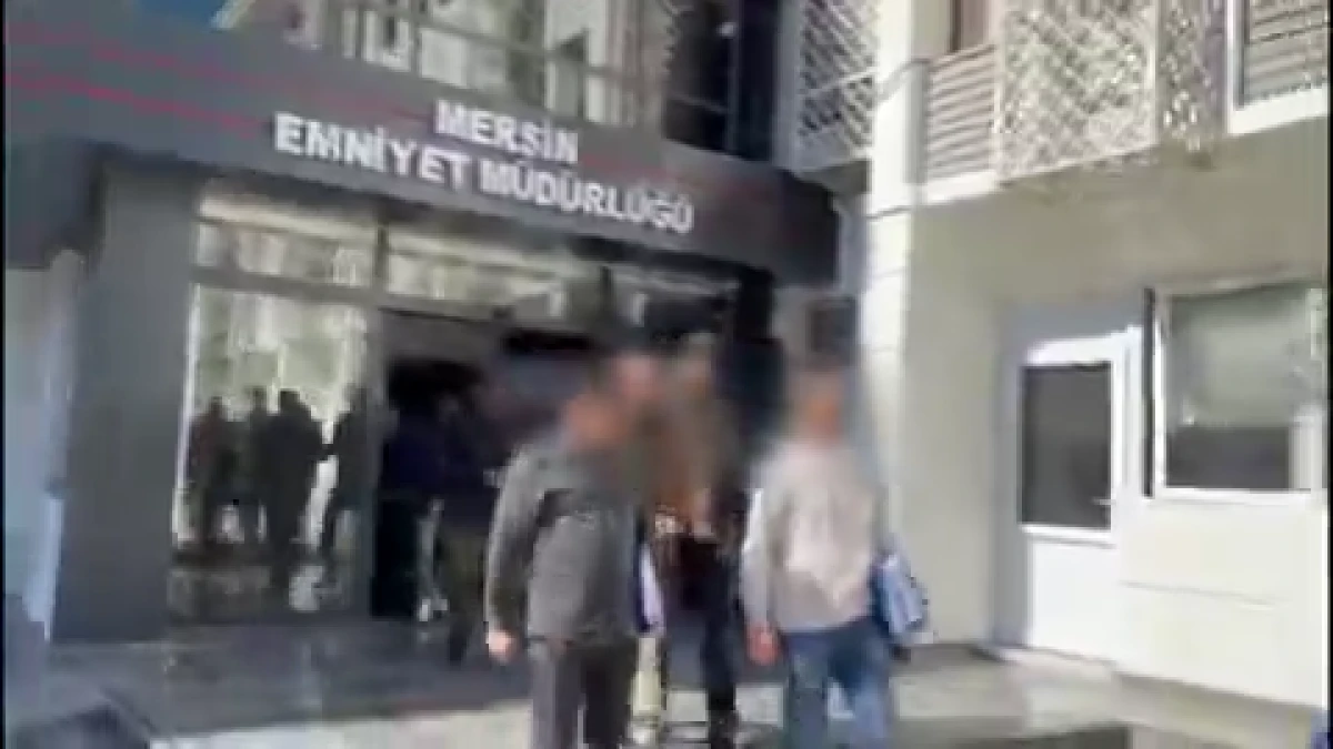 Sosyal medya dolandırıcılarına operasyon: 9 g&ouml;zaltı