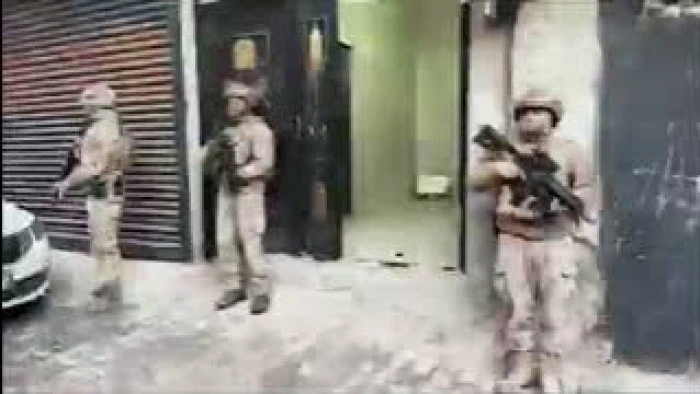  Tefecilik yapan organize su&ccedil; &ouml;rg&uuml;t&uuml;ne y&ouml;nelik operasyonlarda yakalanan 37 zanlıdan 23'&uuml; tutuklandı