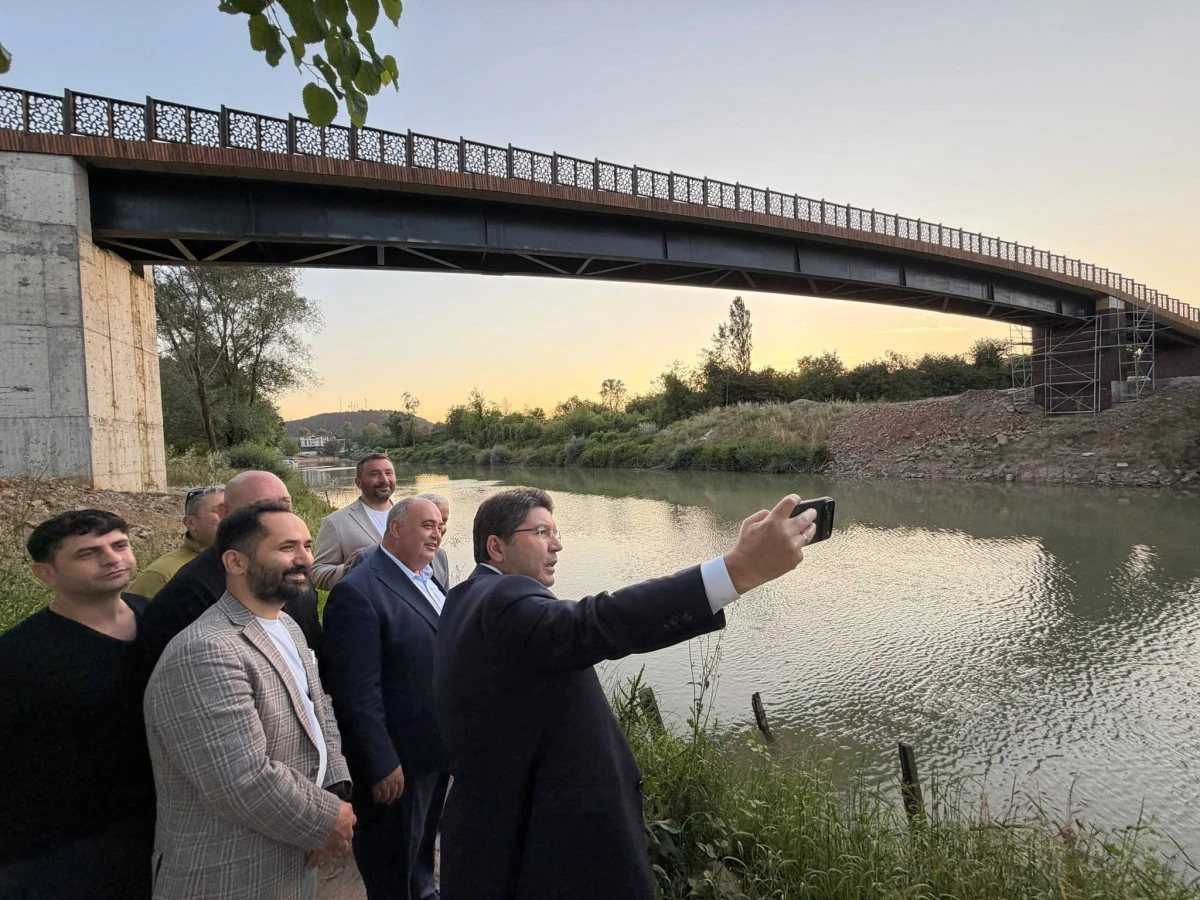 Tun&ccedil;, projenin Bartın&rsquo;a &ouml;nemli katkılar sağlayacağını belirtti.