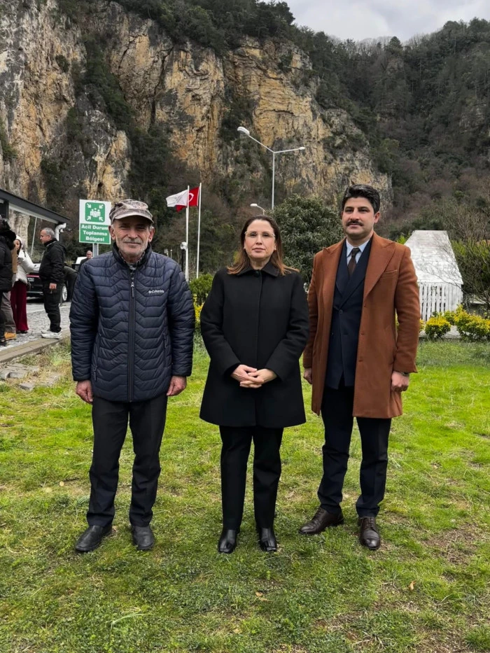  Dr. Nurta&ccedil; Arslan 10 Ocak &Ccedil;alışan gazetecilerin g&uuml;n&uuml;n&uuml; kutladı