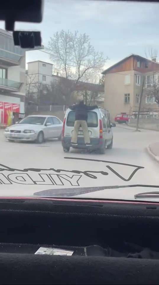 Yaptığı tehlikeli yolculuk pes dedirtti