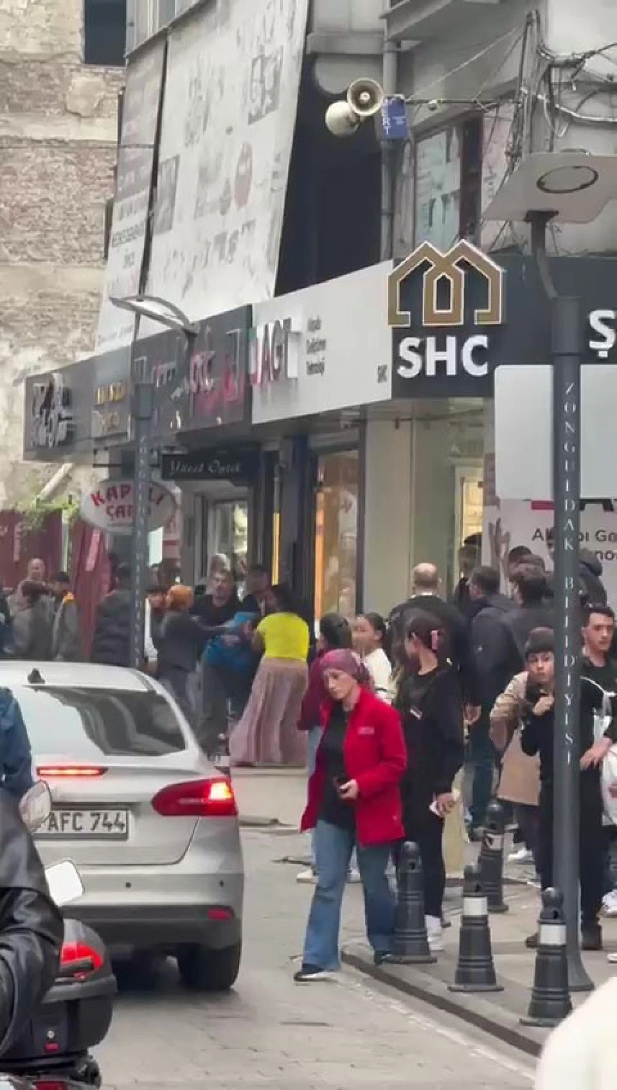 Zonguldak'ta iki grup arasında çıkan kavga polis müdahalesiyle sona erdi