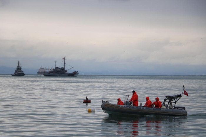 Zonguldak'ta kayıp mürettebatı aram çalışmaları sürüyor