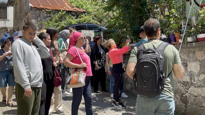 Amasra’da plajlar dolu, tarihi mekanlarda da insan seli yaşandı