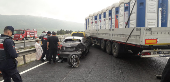 Karabük'te zincirleme trafik kazası: 10 yaralı